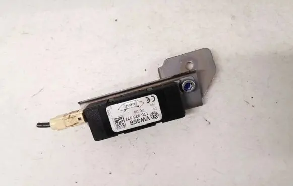 Antenna control unit