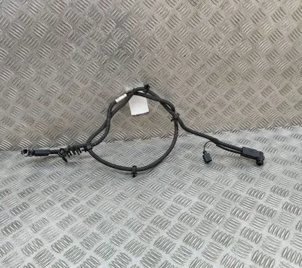 Volkswagen PASSAT B8 Brake vacuum hose/pipe 3Q0131983M
