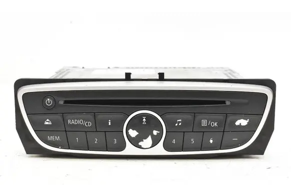 Radio/CD/DVD/GPS head unit