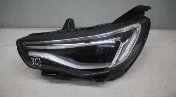 Opel Grandland X Headlight/headlamp