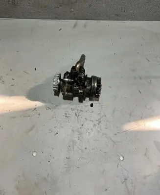 Volkswagen Touareg I Power steering pump