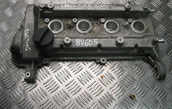 Toyota Yaris Rocker cam cover HA0 BV605
