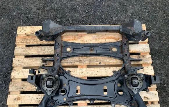 BMW X3 F25 Front axle beam 