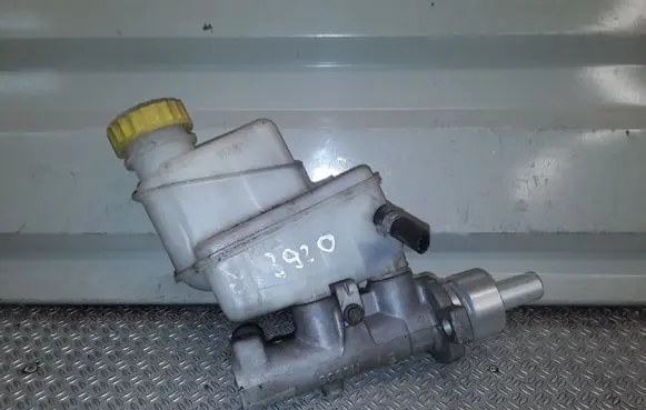 Lancia Musa Master brake cylinder