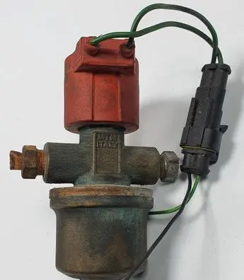 BMW 3 E46 LP gas electromagnetic valve solenoid 67R-010015