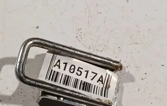 Ford S-MAX Front door lock loop/hook striker 