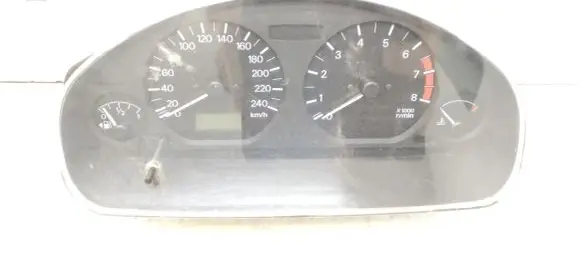 Mitsubishi Carisma Speedometer (instrument cluster) MR308400