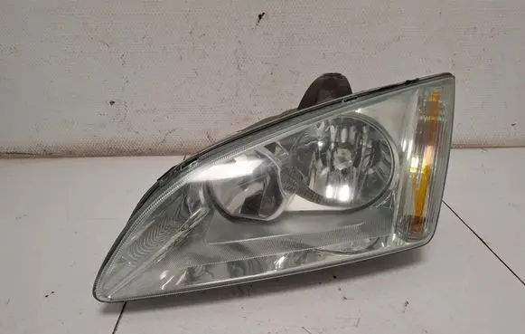 Ford Focus Headlight/headlamp 4M5113W030AD
