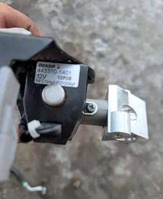 Lexus NX Air conditioning (A/C) expansion valve 4433101401