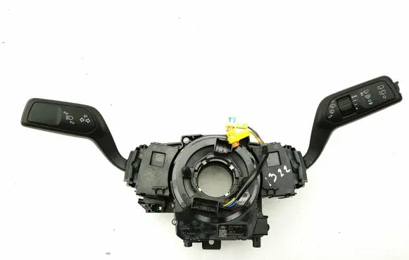 Ford Mustang Mach-E Wiper turn signal indicator stalk/switch LV4T14A664CA L8A1C