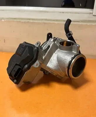Land Rover Discovery Sport EGR valve G4D35H273CA 704923120 51991100