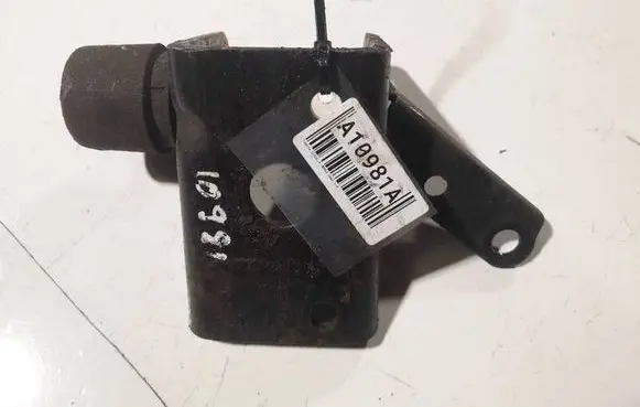 Toyota Corolla Verso AR10 Engine mounting bracket 