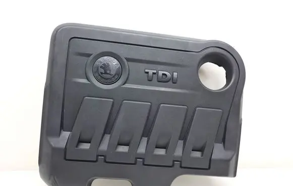 Skoda Superb B6 (3T) Engine cover (trim) 03L103925AA