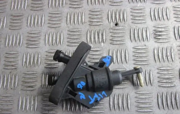 Ford Fiesta Clutch master cylinder 2S617A543AC