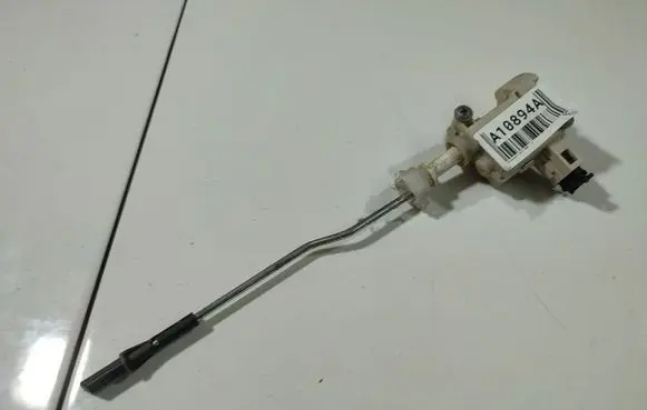Volkswagen Golf V Central locking motor 