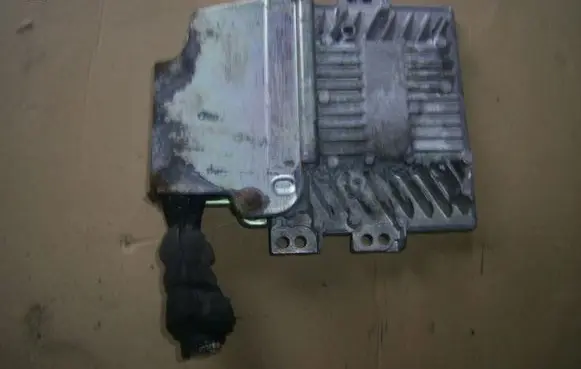 Ford Mondeo MK IV Engine control unit/module 6G9112A532BB