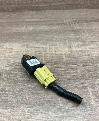 Lexus IS 220D-250-350 Airbag deployment crash/impact sensor 898310W040