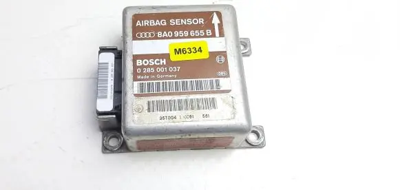 Audi A4 S4 B5 8D Airbag control unit/module 8A0959655B M6334