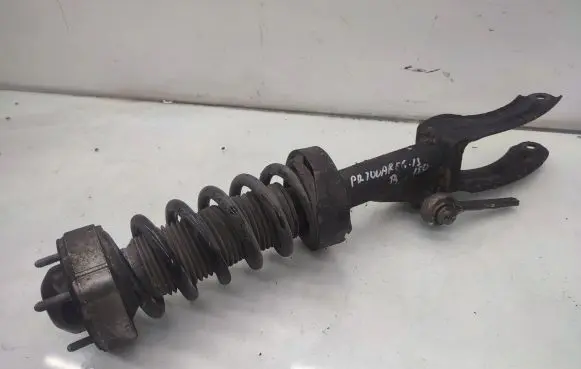 Volkswagen Touareg II Front shock absorber with coil spring