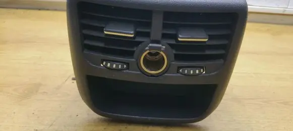Peugeot 508 Rear air vent grill 96866080877 9686453677