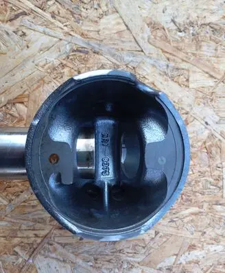 Opel Insignia A Piston 