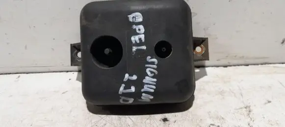 Vacuum air tank