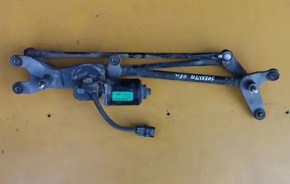 KIA Sorento Front wiper linkage and motor 981003E100 035247430 4061201