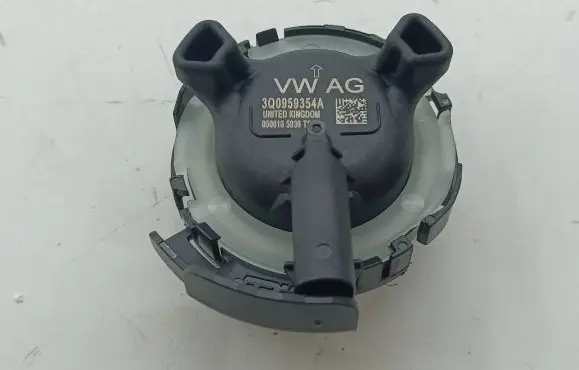 Volkswagen PASSAT B8 Airbag deployment crash/impact sensor 3Q0959354A
