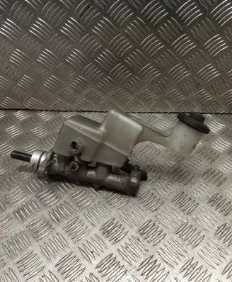 Toyota Corolla Verso E121 Master brake cylinder