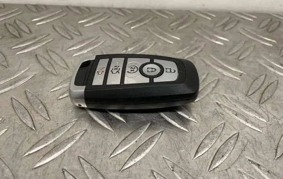 Ford Fusion II Ignition key/card H87T15K601BB