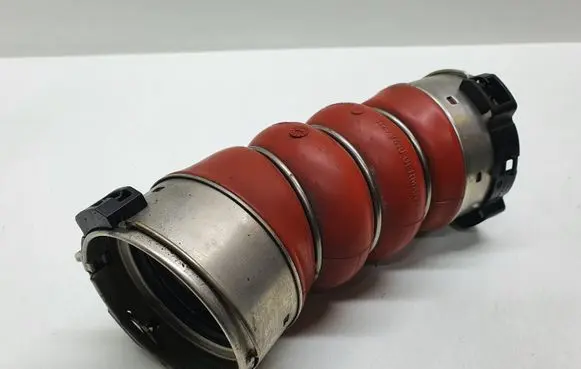 BMW 5 F10 F11 Intercooler hose/pipe 7805401 11279410