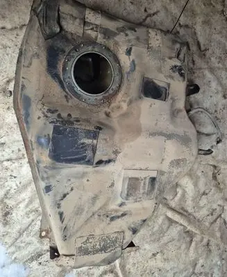 Mazda 5 Fuel tank 