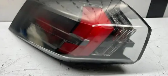 Peugeot 2008 II Rear/tail lights FR2695010201