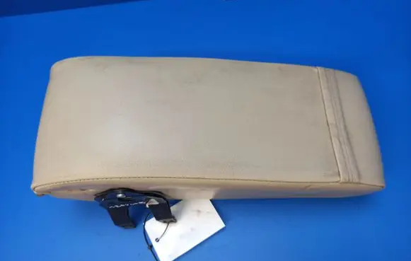 Mercedes-Benz 380 560SEC C126 Rear seat armrest 