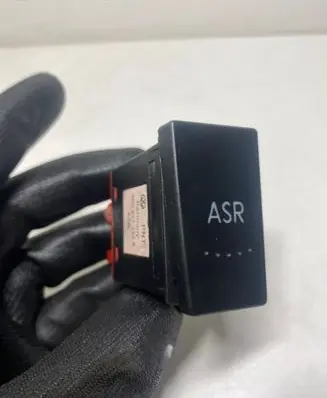 Traction control (ASR) switch