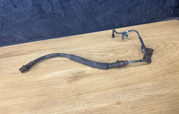 Toyota Avensis T250 Clutch pipe/line