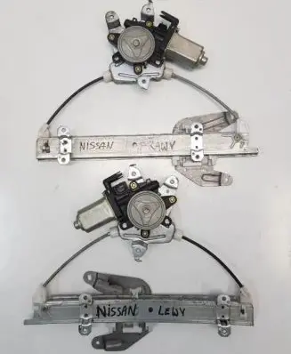 Nissan Navara D40 Rear window lifting mechanism without motor