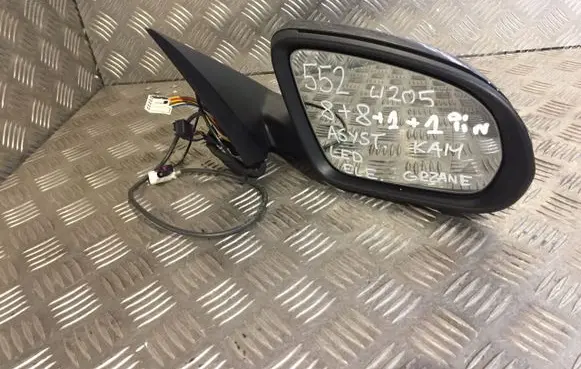Mercedes-Benz C W205 Front door electric wing mirror 