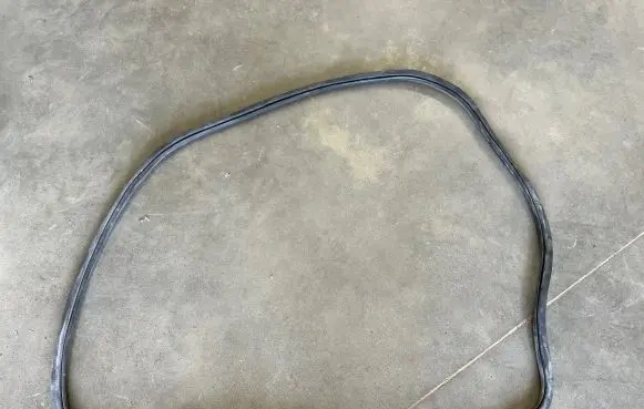 Audi Q5 SQ5 Rubber seal front coupe door 8R0831721