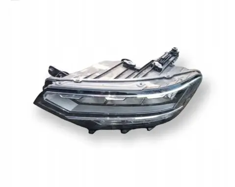 Volkswagen PASSAT B8 Headlight/headlamp 3G1941035P