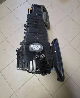 Audi A3 S3 8P Interior heater climate box assembly 