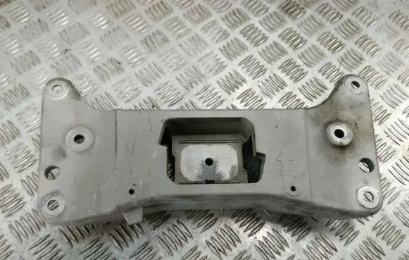 BMW 7 F01 F02 F03 F04 Gearbox mounting bracket 677761303