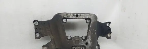 Gearbox mounting bracket