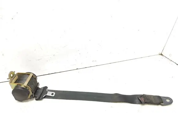 Peugeot 607 Rear seatbelt E2049024
