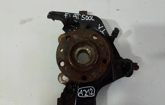 Fiat 500L Front wheel hub spindle knuckle