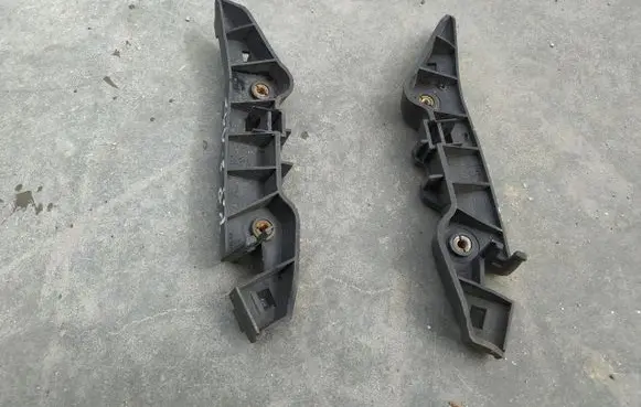Ford S-MAX Front bumper mounting bracket 6M21-17D958-AE