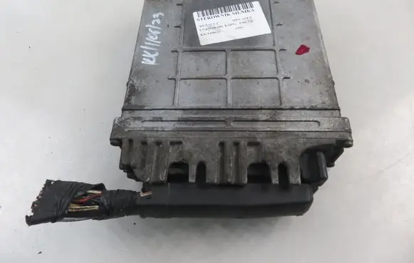 Renault Megane I Engine control unit/module 7700111552 7700113863 0281001969