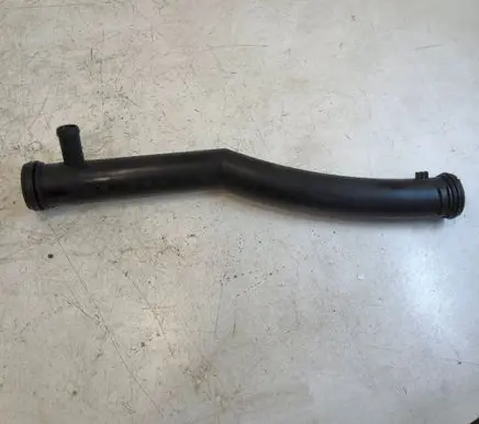 Volkswagen Golf Plus Engine coolant pipe/hose 03C121065B