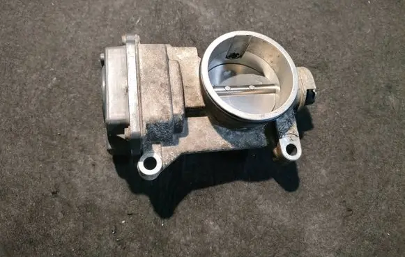 Renault Megane II Throttle valve 408239822001 8200123061 8200063652