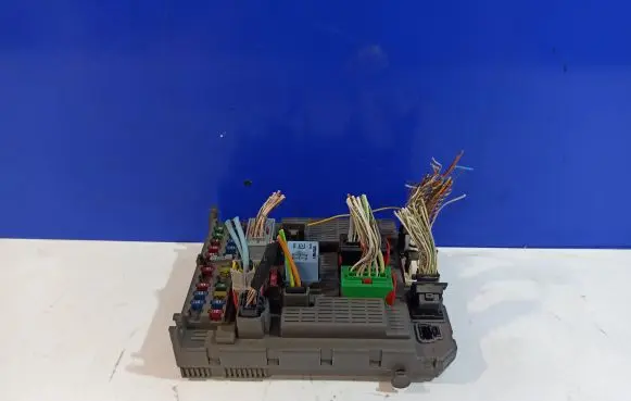 Citroen C5 Fuse box set 9649301680